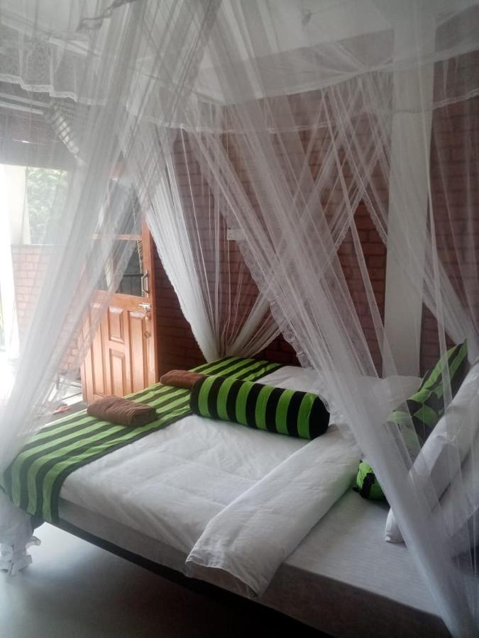 אלה Adam'S Apple Homestay מראה חיצוני תמונה