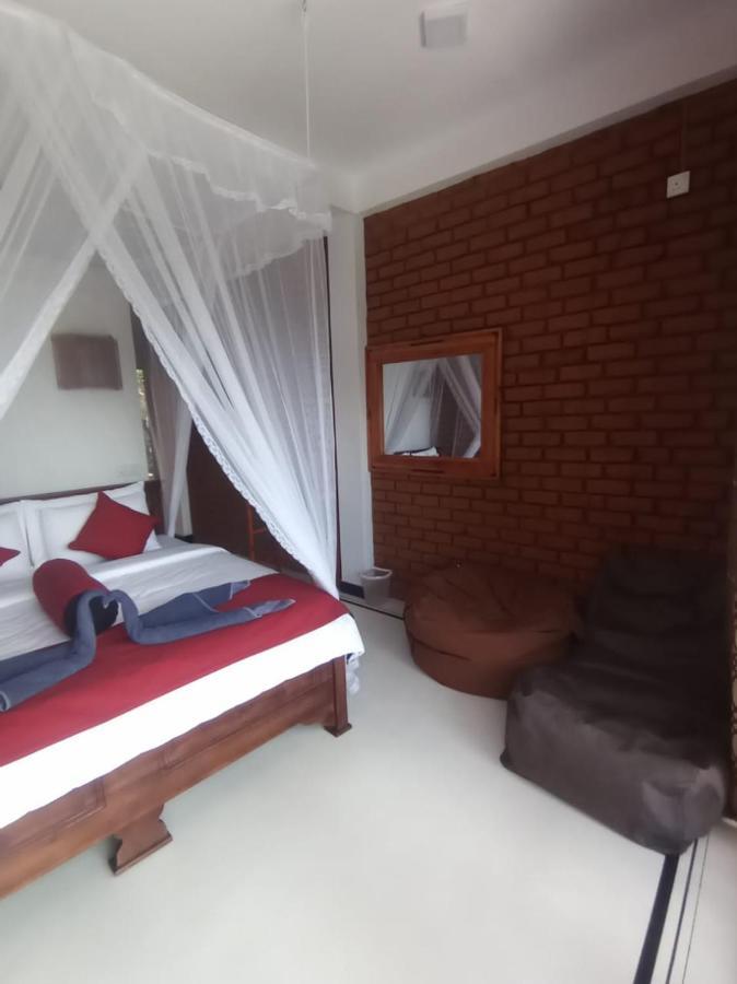 אלה Adam'S Apple Homestay מראה חיצוני תמונה