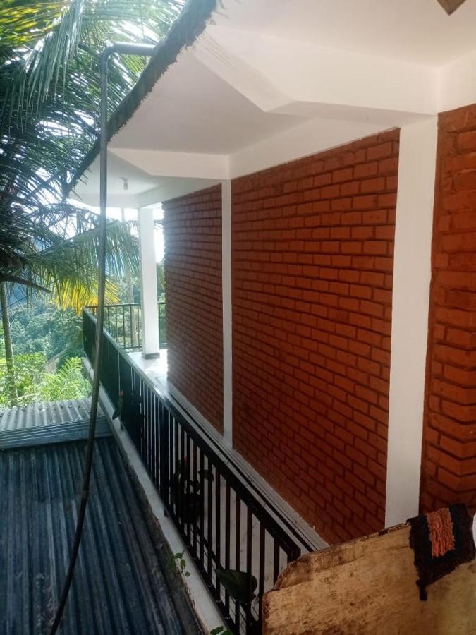 אלה Adam'S Apple Homestay מראה חיצוני תמונה