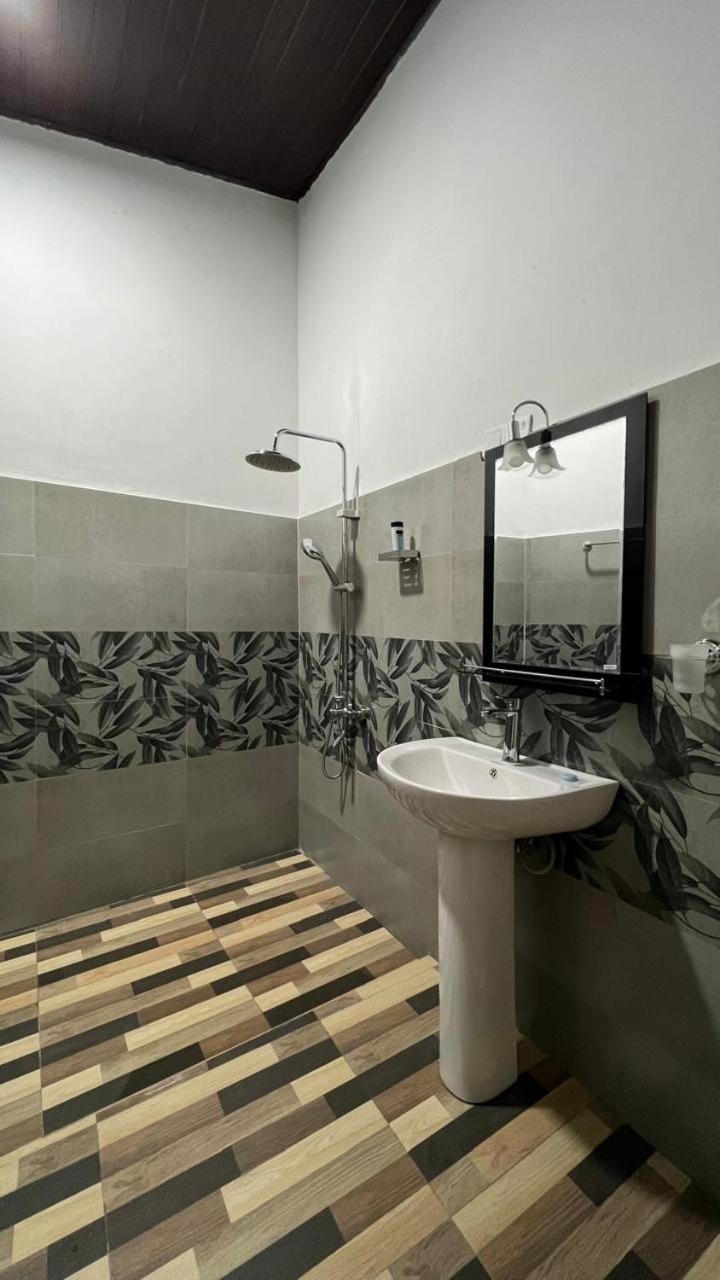 אלה Adam'S Apple Homestay מראה חיצוני תמונה