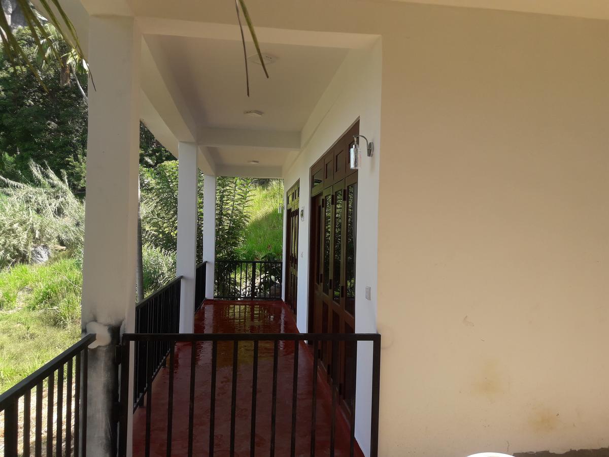 אלה Adam'S Apple Homestay מראה חיצוני תמונה
